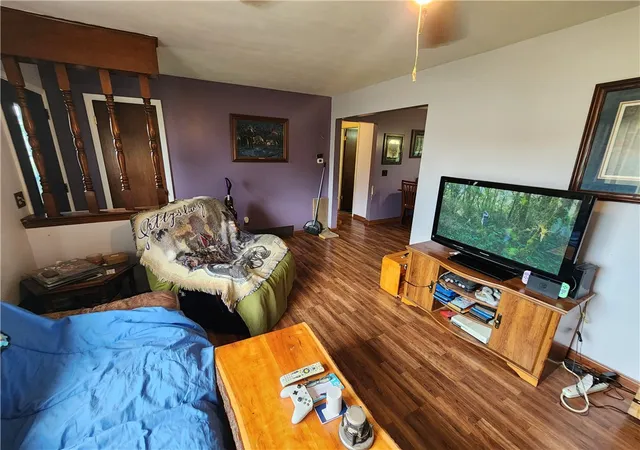Photo 3 of Sale Pending at 54 Kittleberger Park, Webster, NY 14580 | MLS# R1706000 | Listing updated on 2026-08-26