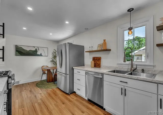 Photo 3 of Sale Pending at 100 Burmon Dr, Orchard Park, NY 14127 | MLS# B1704536 | Listing updated on 2026-08-27