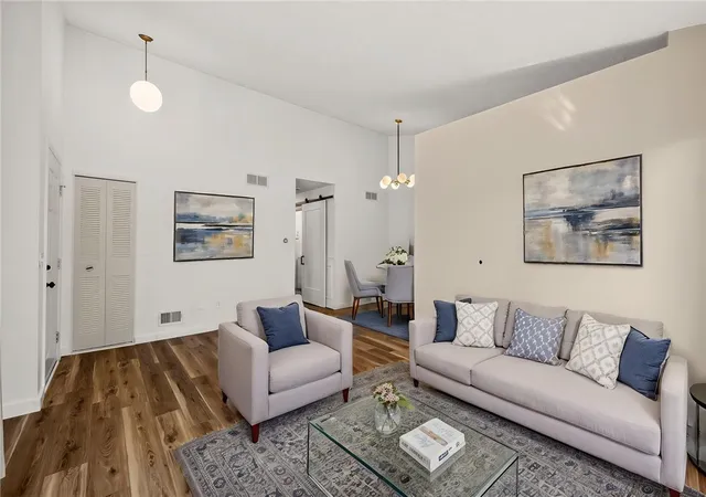 Listing Photo 5 - Condo for sale in building located at 472 Eastbrooke Ln, Rochester, NY 14618