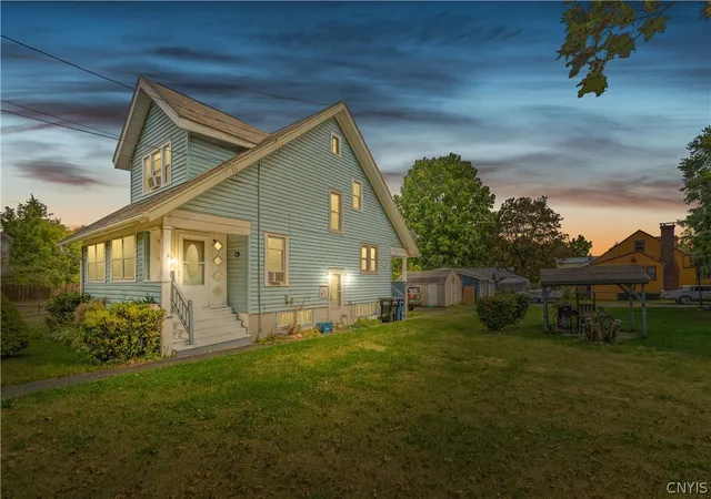 Photo 1 of Sale Pending at 627 W Newell St, Syracuse, NY 13205 | MLS# S1707210 | Listing updated on 2026-09-07