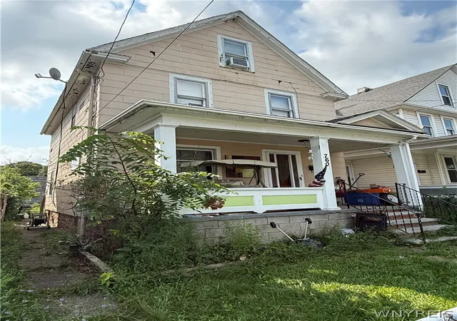 Photo 1 of Single family home for sale at 760 15th Street, Niagara Falls, NY 14301 | MLS# B1707203 | Listing updated on 2026-08-14