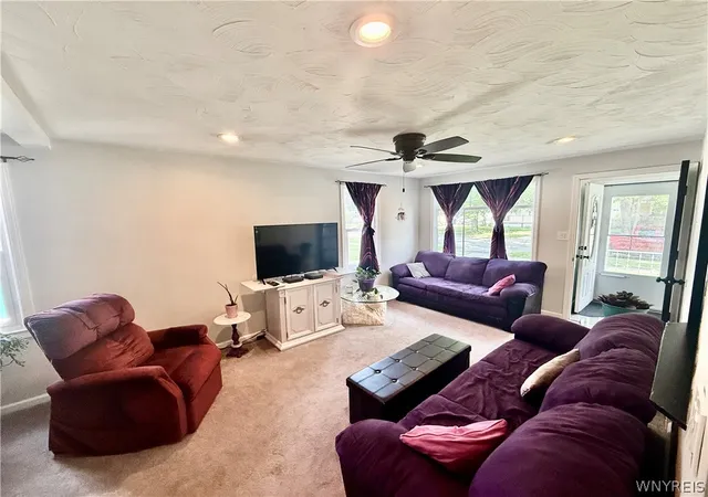 Photo 2 of Single family home for sale at 646 69th Street, Niagara Falls, NY 14304 | MLS# B1707276 | Listing updated on 2026-08-23