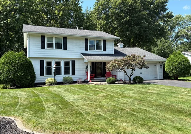 Photo 2 of Sale Pending at 86 Stover Rd, Rochester, NY 14624 | MLS# R1707065 | Listing updated on 2026-08-29