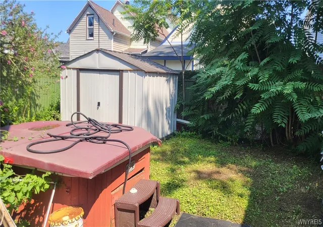 Listing Photo 4 - Condo for sale in building located at 18 Clifford St, Buffalo, NY 14210