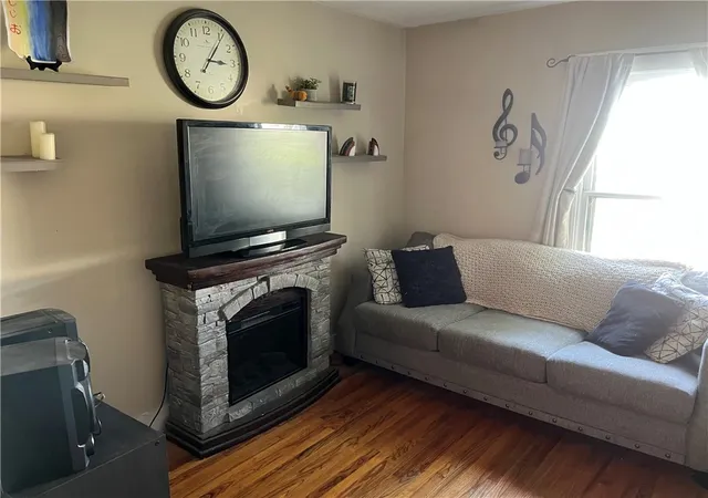 Photo 2 of Single family home for sale at 166 Sly Ave, Corning, NY 14830 | MLS# R1707218 | Listing updated on 2026-09-12