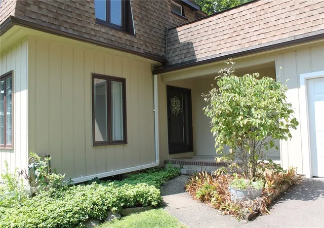 Photo 1 of Single family home for sale at 5 Ridgeway Cir, Painted Post, NY 14870 | MLS# R1706162 | Listing updated on 2026-09-13