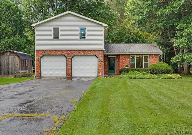 Photo 2 of Single family home for sale at 38 Rauch Dr, Springville, NY 14141 | MLS# B1707207 | Listing updated on 2026-08-18