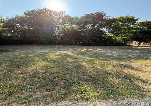 Photo 2 of Land for sale at 468 8th Street, Niagara Falls, NY 14301 | MLS# B1707351 | Listing updated on 2026-08-15