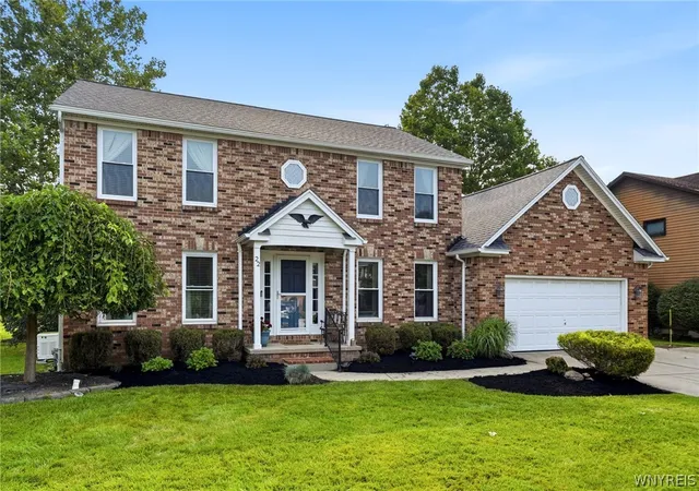 Photo 2 of Sale Pending at 22 Waxwing Ln, East Amherst, NY 14051 | MLS# B1706376 | Listing updated on 2026-08-28