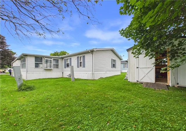 Photo 3 of Sale Pending at 6405 Murphy Dr, Victor, NY 14564 | MLS# R1707426 | Listing updated on 2026-08-27