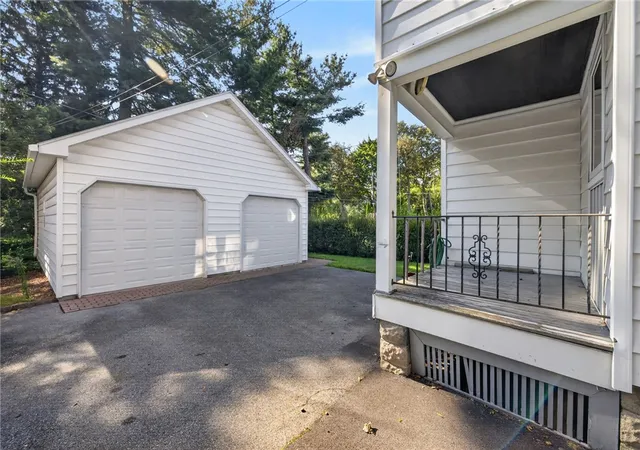 Photo 3 of Sale Pending at 80 Croydon Rd, Rochester, NY 14610 | MLS# R1707162 | Listing updated on 2026-09-11