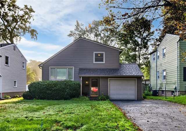 Photo 1 of Sale Pending at 234 Ridgewood Rd, Rochester, NY 14626 | MLS# R1707500 | Listing updated on 2026-08-27
