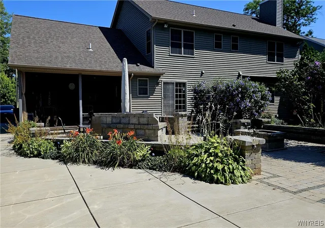 Photo 3 of Sale Pending at 1037 Walck Rd, North Tonawanda, NY 14120 | MLS# B1707507 | Listing updated on 2026-09-11