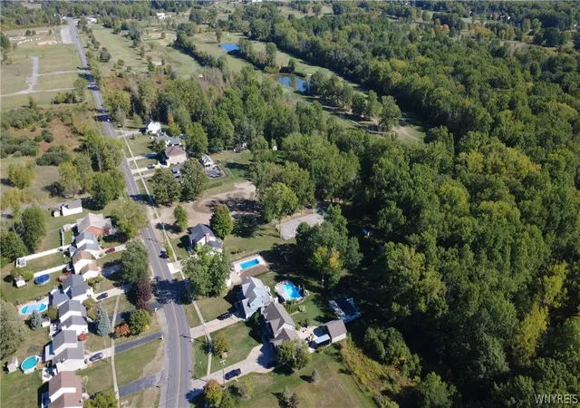 Photo 4 of Sale Pending at 1037 Walck Rd, North Tonawanda, NY 14120 | MLS# B1707507 | Listing updated on 2026-09-11