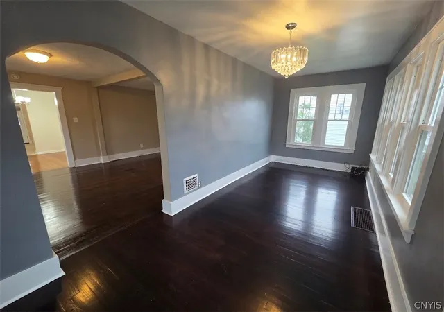 Photo 2 of Single family home for sale at 337 Marlborough Rd, Syracuse, NY 13206 | MLS# S1707534 | Listing updated on 2026-08-17
