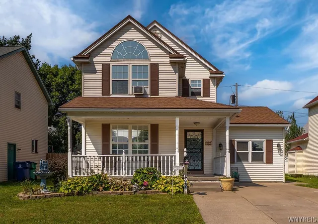 Single family home for sale at 422 Seneca St, Buffalo, NY 14204 | MLS# B1707482