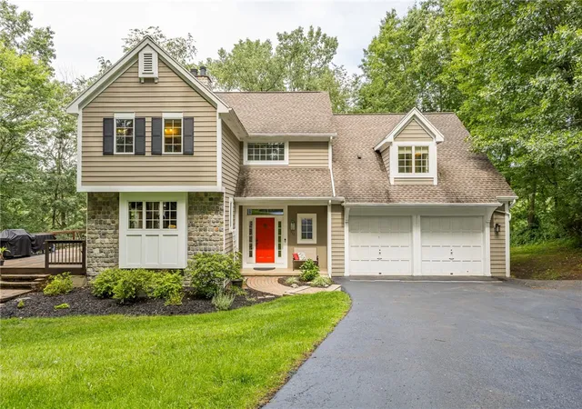 Photo 1 of Sale Pending at 332 Thornebush Dr, Victor, NY 14564 | MLS# R1707537 | Listing updated on 2026-08-26