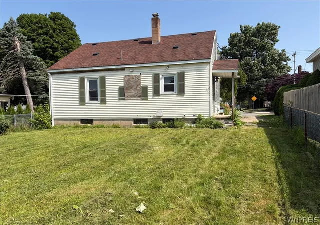 Photo 3 of Sale Pending at 28 State St, Middleport, NY 14105 | MLS# B1707566 | Listing updated on 2026-09-14