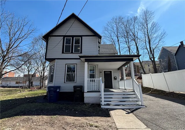 Photo 2 of Single family home for sale at 109 Westcott St, Syracuse, NY 13210 | MLS# S1707512 | Listing updated on 2026-08-17