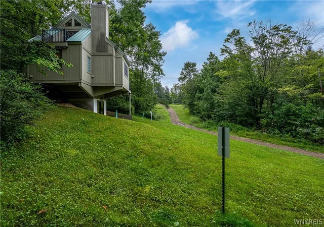 Photo 3 of Sale Pending at 12 Abbott Hl Rd Ext, Concord, NY 14025 | MLS# B1707284 | Listing updated on 2026-09-01