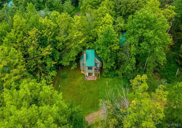 Photo 4 of Sale Pending at 12 Abbott Hl Rd Ext, Concord, NY 14025 | MLS# B1707284 | Listing updated on 2026-09-01