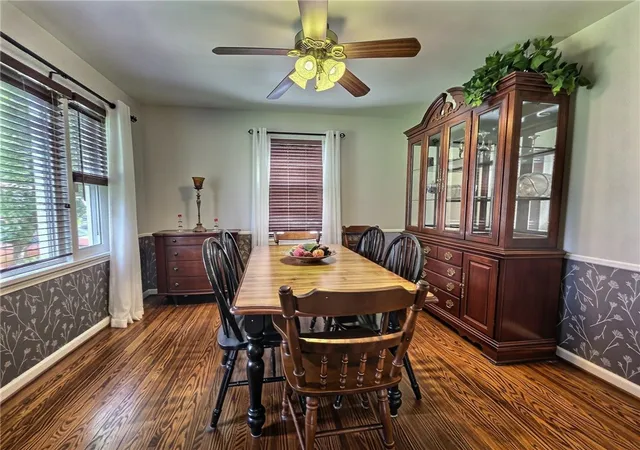 Photo 4 of Sale Pending at 55 Glenmont Dr, Rochester, NY 14617 | MLS# R1707486 | Listing updated on 2026-09-02
