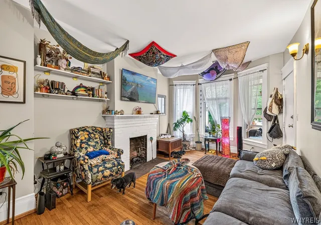 Listing Photo 5 - Condo for sale in building located at 20-22 Granger Pl, Buffalo, NY 14222