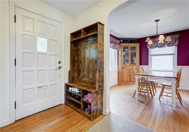 Photo 2 of Sale Pending at 33 Catalpa Rd, Rochester, NY 14617 | MLS# R1707156 | Listing updated on 2026-08-29