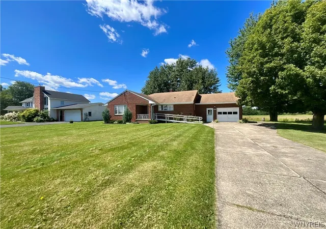 Photo 2 of Single family home for sale at 6680 Heise Rd, Clarence Center, NY 14032 | MLS# B1707515 | Listing updated on 2026-08-18