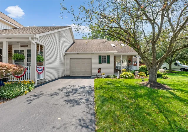 Photo 1 of Sale Pending at 20 Pumpkin Hl, Rochester, NY 14624 | MLS# R1707531 | Listing updated on 2026-08-27