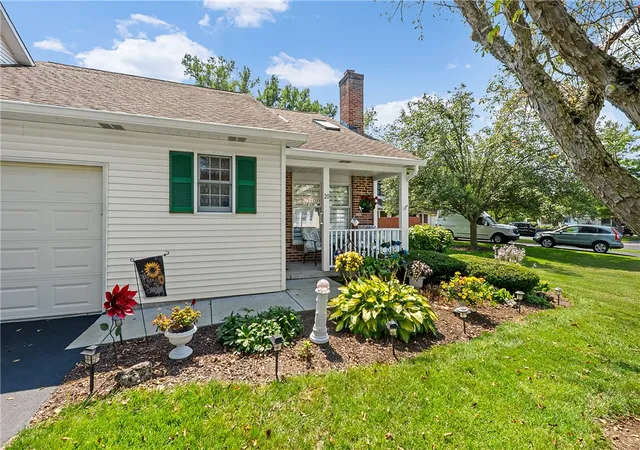 Photo 2 of Sale Pending at 20 Pumpkin Hl, Rochester, NY 14624 | MLS# R1707531 | Listing updated on 2026-08-27
