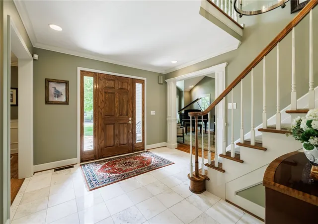 Photo 3 of Sale Pending at 8 Folkestone Ln, Penfield, NY 14526 | MLS# R1702886 | Listing updated on 2026-09-03