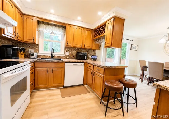Photo 3 of Sale Pending at 14 E Park Dr, Lockport, NY 14094 | MLS# B1707606 | Listing updated on 2026-08-26