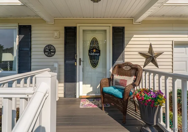 Photo 2 of Sale Pending at 16 Elm Ave, Buffalo, NY 14224 | MLS# B1707220 | Listing updated on 2026-08-27