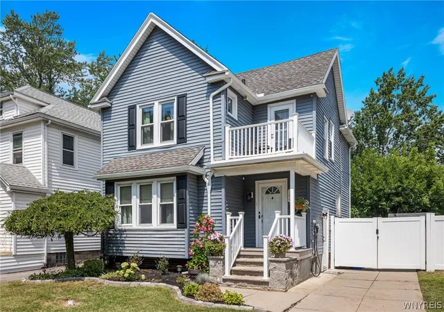 Photo 1 of Sale Pending at 280 Nassau Ave, Buffalo, NY 14217 | MLS# B1707551 | Listing updated on 2026-09-08