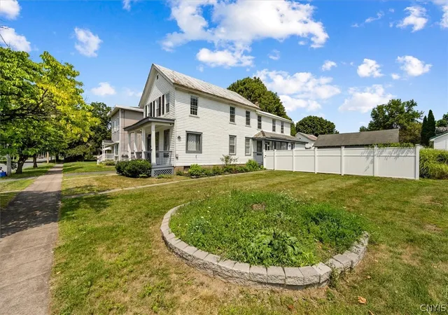 Listing Photo 4 - Condo for sale in building located at 216 Elm St, Rome, NY 12202
