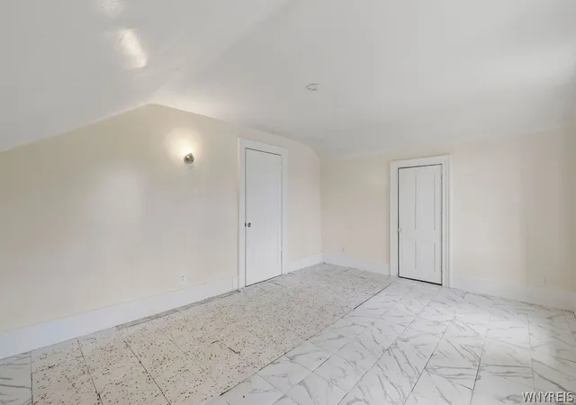 Listing Photo 4 - Condo for sale in building located at 355 Bristol St, Buffalo, NY 14206