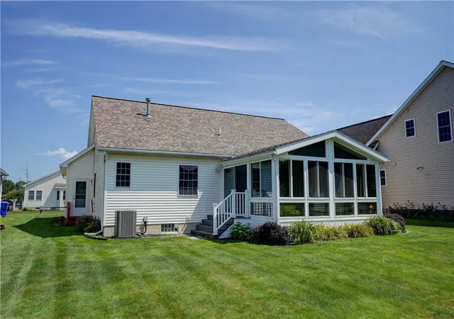 Photo 3 of Sale Pending at 73 Logans Run, Rochester, NY 14626 | MLS# R1706620 | Listing updated on 2026-08-31
