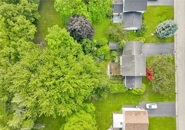 Photo 3 of Sale Pending at 100 Rodney Ln, Rochester, NY 14625 | MLS# R1706970 | Listing updated on 2026-08-28