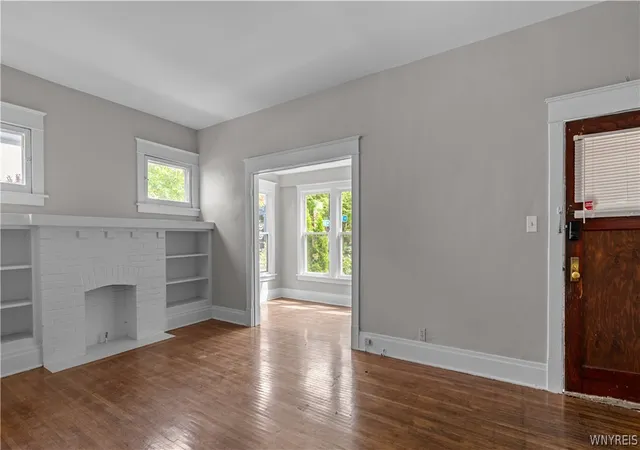 Listing Photo 4 - Condo for sale in building located at 319 Bryant St, Buffalo, NY 14222