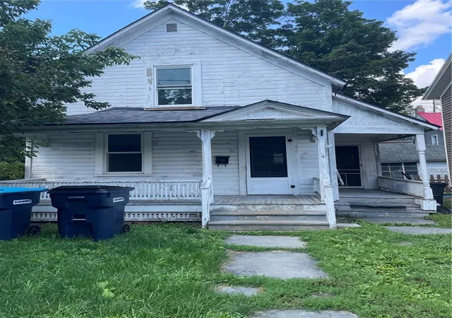 Photo 1 of Single family home for sale at 4 Hickory St, Norwich, NY 13815 | MLS# R1707477 | Listing updated on 2026-08-24