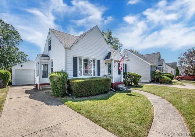 Photo 1 of Sale Pending at 31 Wendover Ave, Buffalo, NY 14223 | MLS# B1707441 | Listing updated on 2026-08-27
