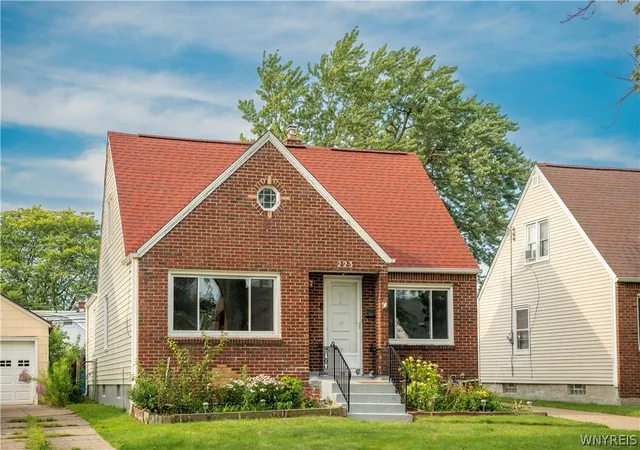 Photo 3 of Single family home for sale at 223 Renwood Ave, Buffalo, NY 14217 | MLS# B1705425 | Listing updated on 2026-09-11