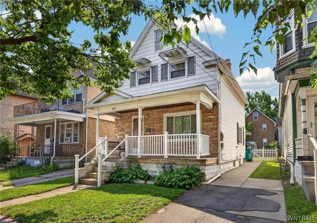 Photo 2 of Sale Pending at 189 Grote St, Buffalo, NY 14207 | MLS# B1707819 | Listing updated on 2026-09-08