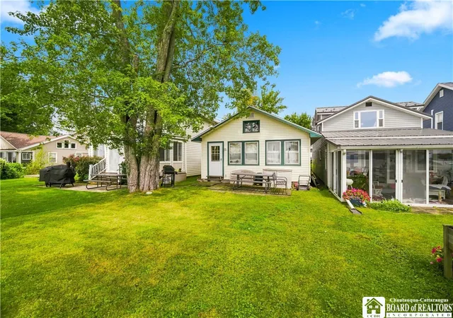 Photo 3 of Sale Pending at 3597 Lake St, Fluvanna, NY 14701 | MLS# R1707821 | Listing updated on 2026-09-15