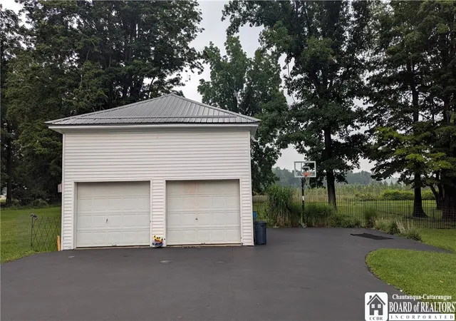 Photo 3 of Sale Pending at 362 E Main St, Springville, NY 14141 | MLS# R1707772 | Listing updated on 2026-08-24