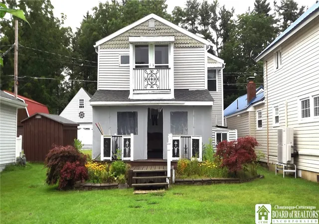 Photo 1 of Single family home for sale at 3529 Lake St, Fluvanna, NY 14701 | MLS# R1707622 | Listing updated on 2026-08-30