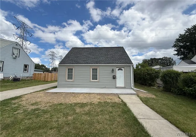 Photo 2 of Sale Pending at 15 Heather Rd, Buffalo, NY 14225 | MLS# B1707616 | Listing updated on 2026-09-09