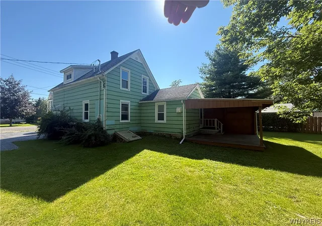 Photo 3 of Single family home for sale at 283 Wilcox St, Wilson, NY 14172 | MLS# B1707635 | Listing updated on 2026-09-03