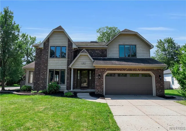 Photo 2 of Sale Pending at 135 Plantation Ct, East Amherst, NY 14051 | MLS# B1707857 | Listing updated on 2026-08-26